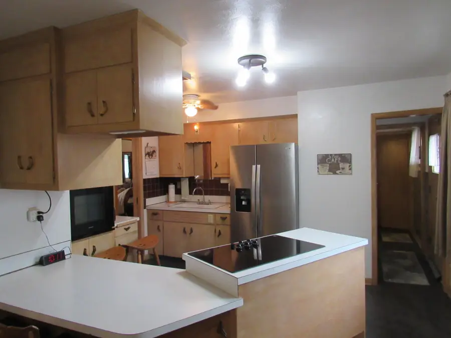 102 6th Street S, Swea City, IA 50590 - #3