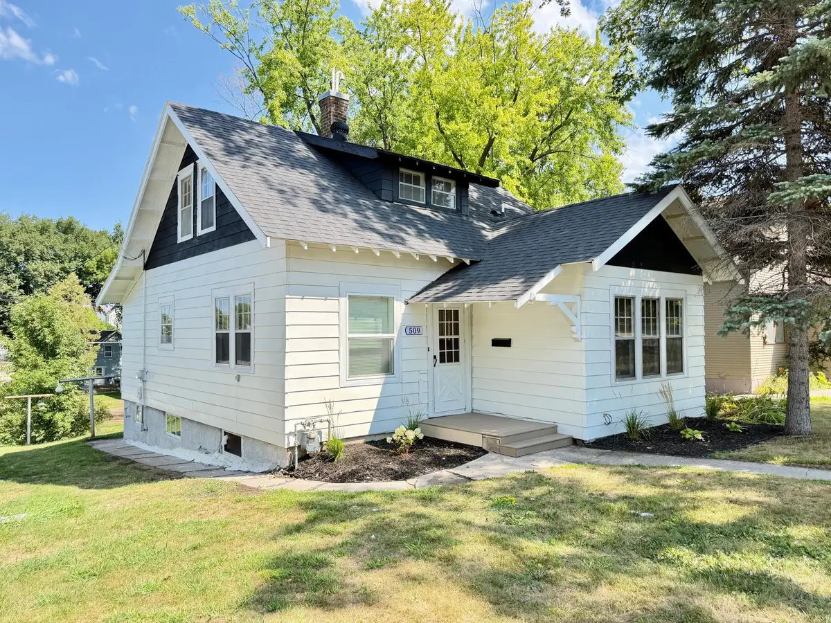 509 E Vernon Avenue, Fergus Falls, MN 56537 - #1