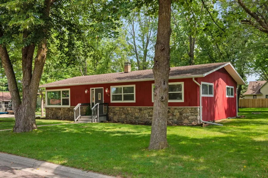136 Elm Street N, Lester Prairie, MN 55354 - #3