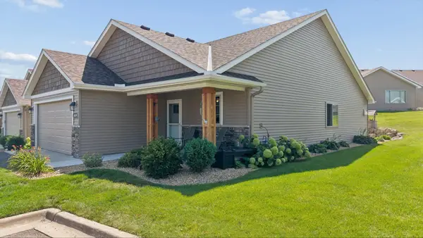 6049 Iris Lane, Rockford, MN 55373