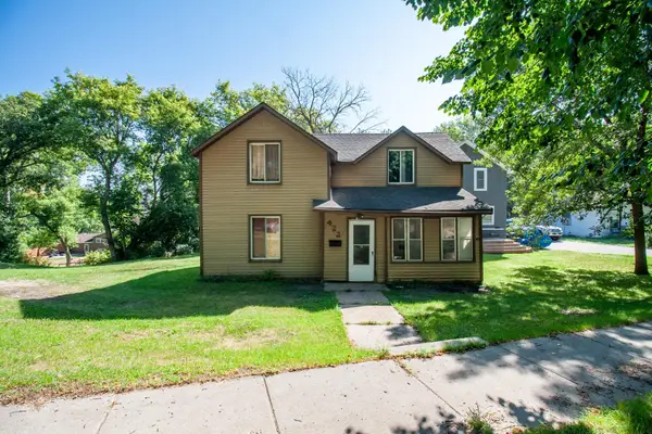 422 N Cleveland Avenue, Fergus Falls, MN 56537