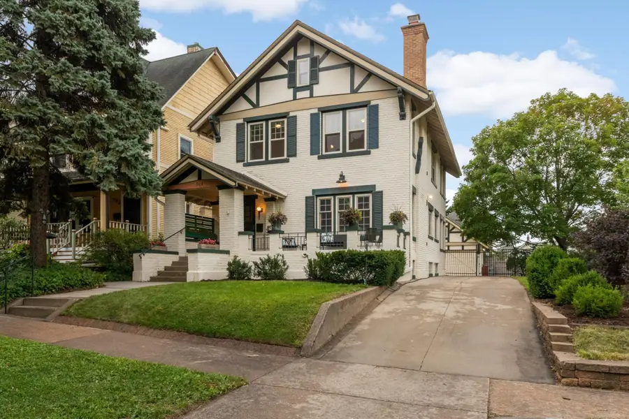 904 Osceola Avenue, Saint Paul, MN 55105 - #2