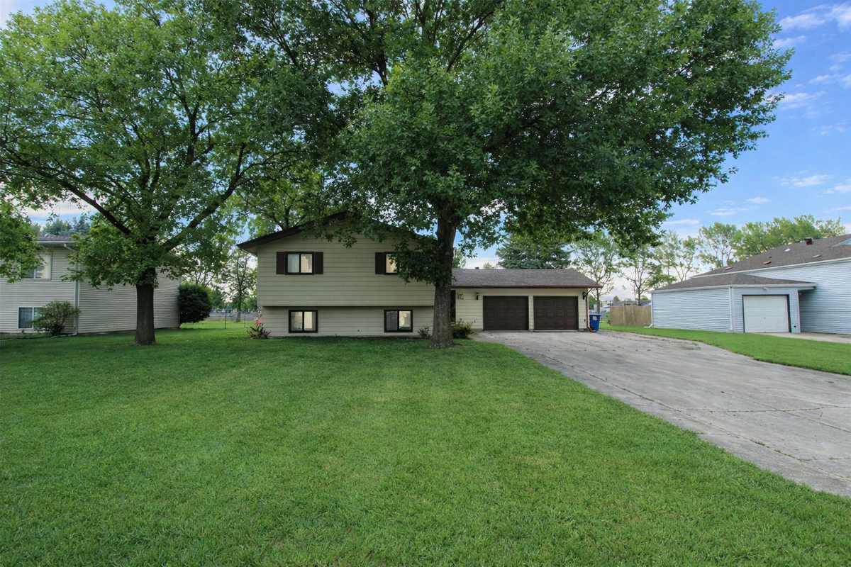 3115 Covent Garden Street S, Moorhead, MN 56560 - #1