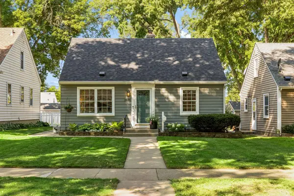 2824 Idaho Avenue S, Saint Louis Park, MN 55426