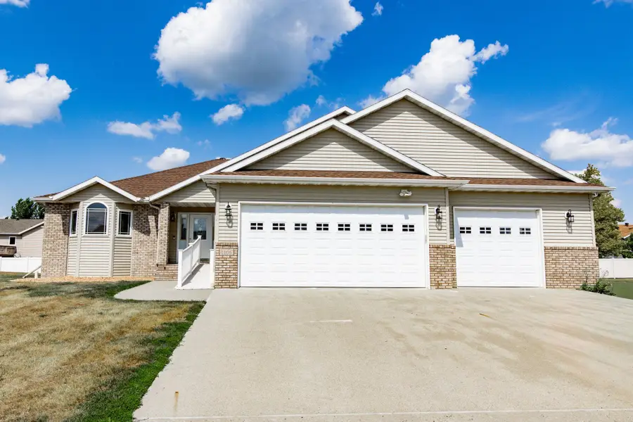 1106 Southwood Drive, Dilworth, MN 56529 - #2