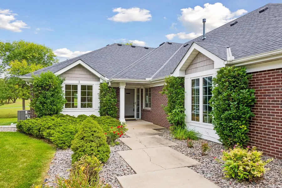 8810 Pointe Vista Drive, Victoria, MN 55386 - #2