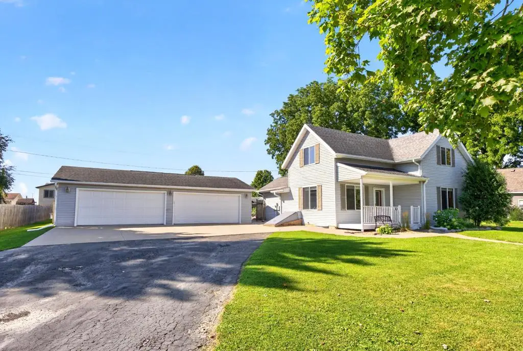 10 5th Street Sw, Eyota, MN 55934 - #1