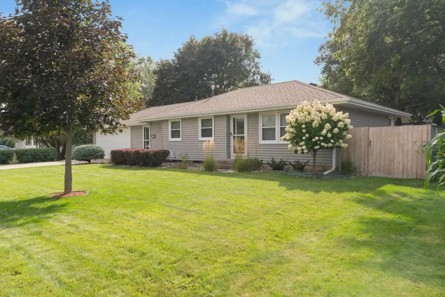 10118 Park Avenue S, Bloomington, MN 55420 - #3