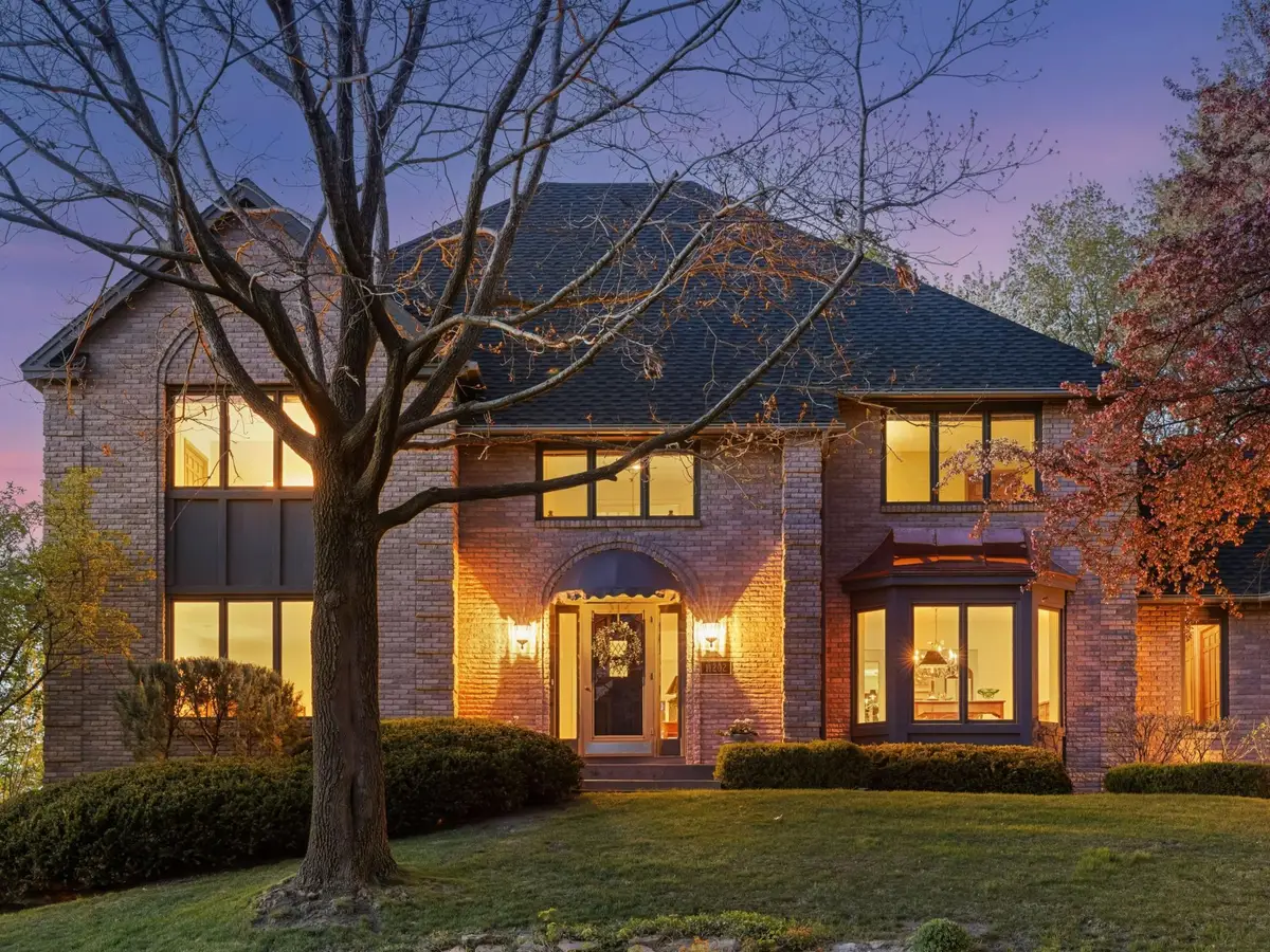 11202 Mount Curve Road, Eden Prairie, MN 55347 - #1