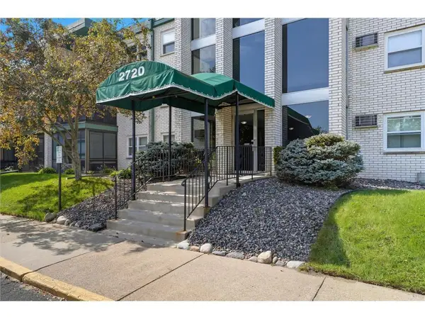 2720 Dale Street N #C113, Roseville, MN 55113