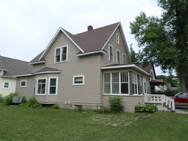 603 Horace Avenue N, Thief River Falls, MN 56701 - #3