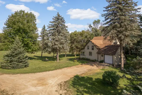 4215 Elmore Avenue, Webster, MN 55088