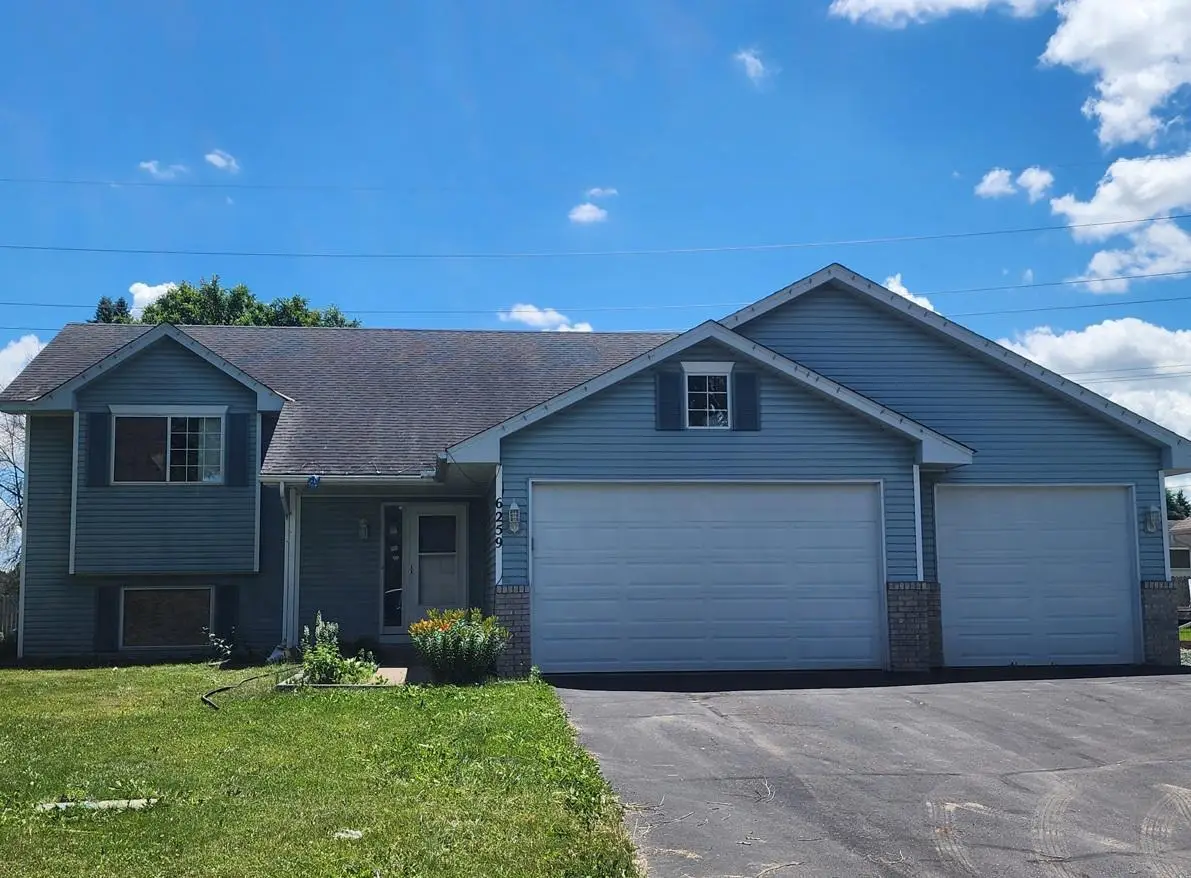 6259 Forest Boulevard Trail, Wyoming, MN 55092 - #1