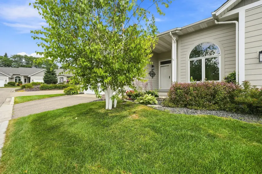 833 Southcross Drive E, Burnsville, MN 55306 - #2