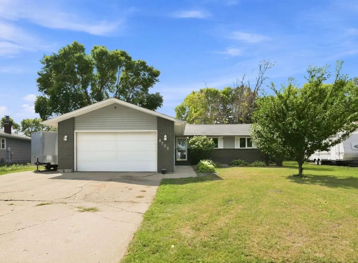 2708 Eastgate Dr. S, Fargo, ND 58103 - #1