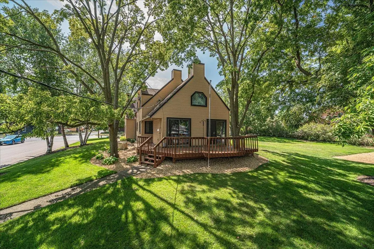1009 2nd Street E, Hastings, MN 55033 - #1