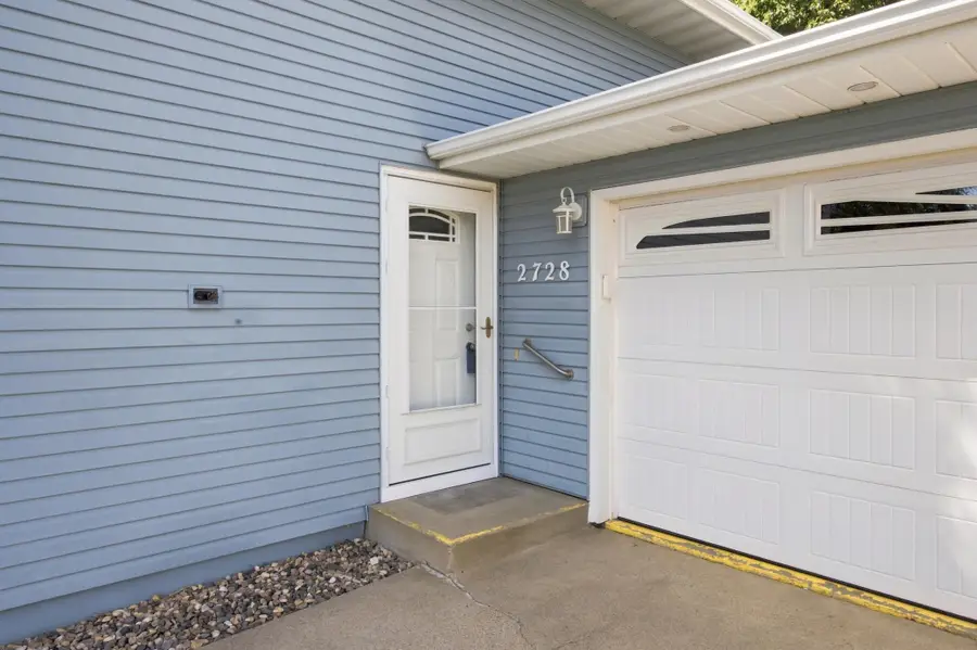 2728 29th Avenue S, Moorhead, MN 56560 - #3