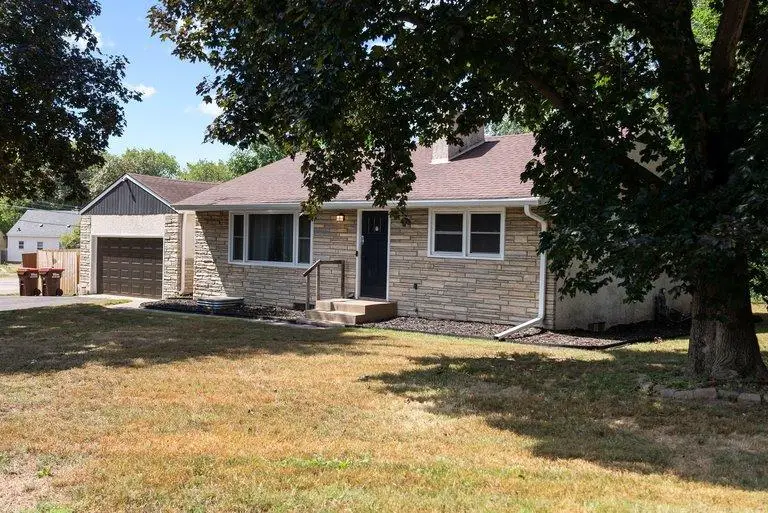 1689 Edgemont Street, Maplewood, MN 55117 - #2
