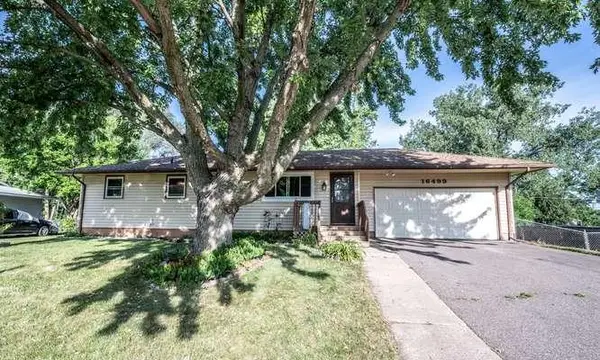 16499 Foliage Avenue W, Rosemount, MN 55068