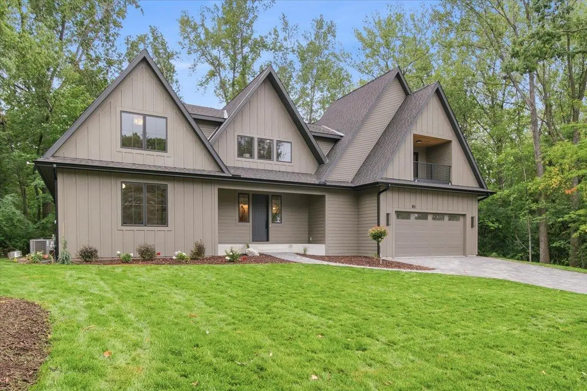 85 Brentwood Avenue, Excelsior, MN 55331 - #1