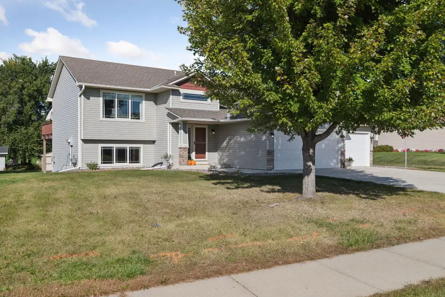 405 Prairie View Drive, Cologne, MN 55322 - #2