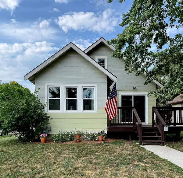 914 13th Street, Windom, MN 56101