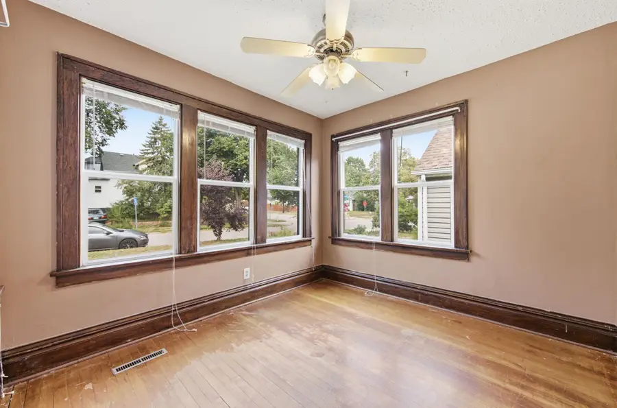 4005 3rd Avenue S, Minneapolis, MN 55409 - #2