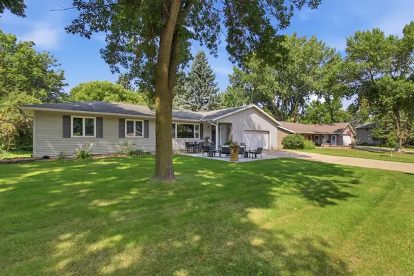 2750 Fairway Drive Ne, Willmar, MN 56201