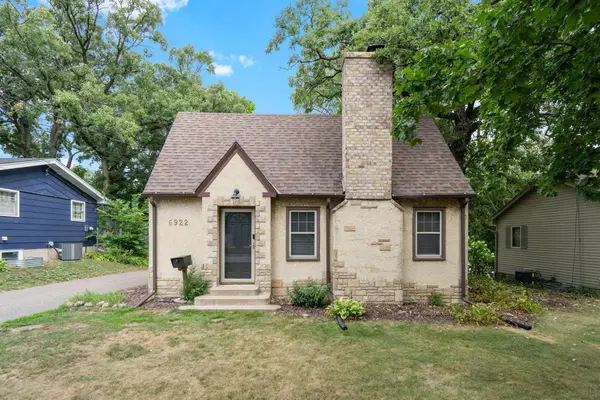 6922 Corvallis Avenue N, Crystal, MN 55428