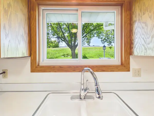 7598 13th Street N, Oakdale, MN 55128