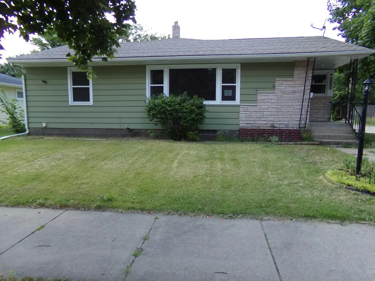 521 Kansas Street, Winona, MN 55987 - #1
