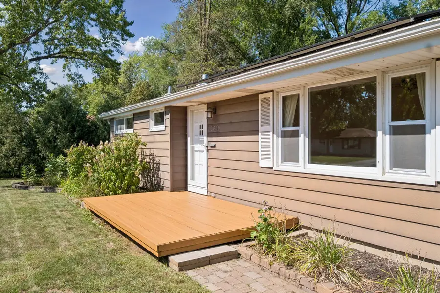 2400 W 110th Street, Bloomington, MN 55431 - #2