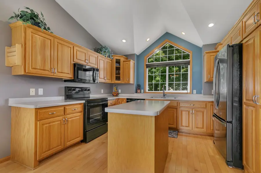 605 Lake Anna Drive, Avon, MN 56310 - #2