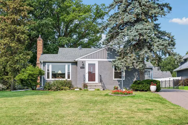 425 Turners Crossroad N, Golden Valley, MN 55422