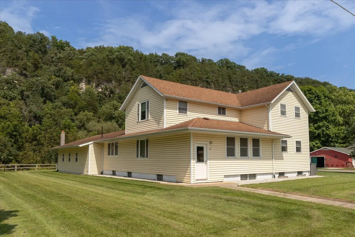 208 Ashburn Street E, Lanesboro, MN 55949 - #1