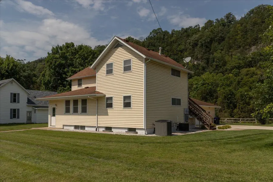 208 Ashburn Street E, Lanesboro, MN 55949 - #2
