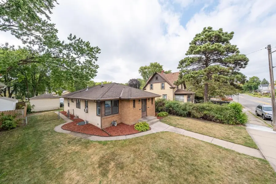 4037 Fremont Avenue N, Minneapolis, MN 55412 - #2