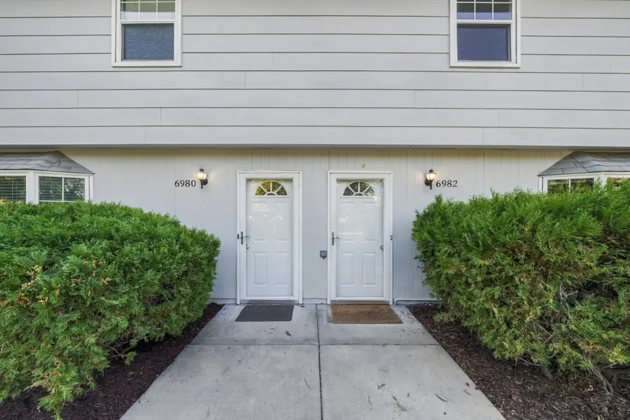 6980 Alpine Trail, Eden Prairie, MN 55346 - #3