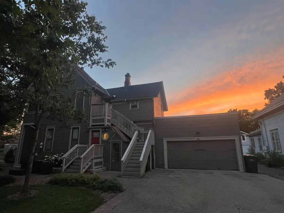 327 5th Street Se, Minneapolis, MN 55414 - #1