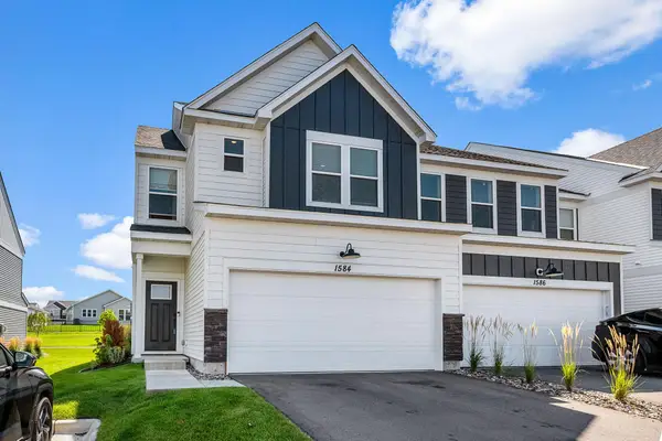 1584 Aclare Ridge, Rosemount, MN 55068