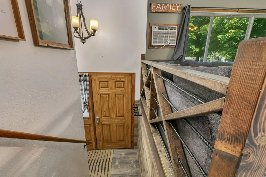 445 1st Street Ne, Richmond, MN 56368 - #2