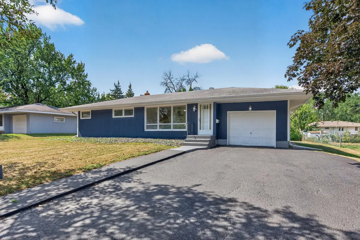 2833 Farrington Street, Roseville, MN 55113 - #1