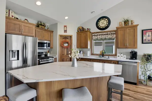 9765 Saint Andrews Drive, Elko New Market, MN 55020