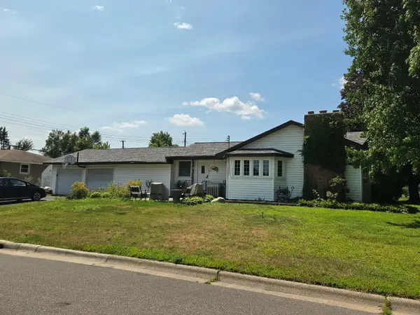 4401 Woodbine Lane N, Brooklyn Center, MN 55429