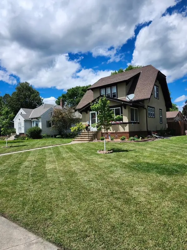 19 1st Avenue Ne, Fairfax, MN 55332