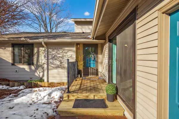 3319 Lower 67th Street E, Inver Grove Heights, MN 55076