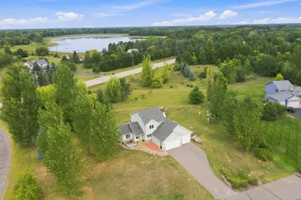 4463 194th Avenue Ne, East Bethel, MN 55092