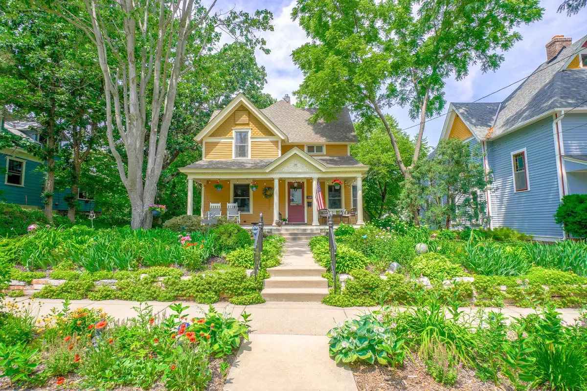 510 Olive Street W, Stillwater, MN 55082 - #1