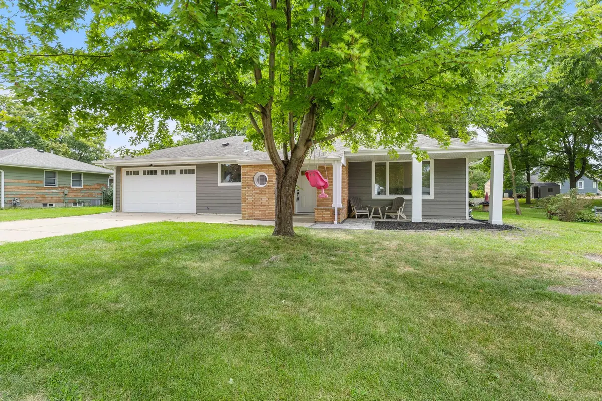 208 4th Street Sw, New Prague, MN 56071 - #1