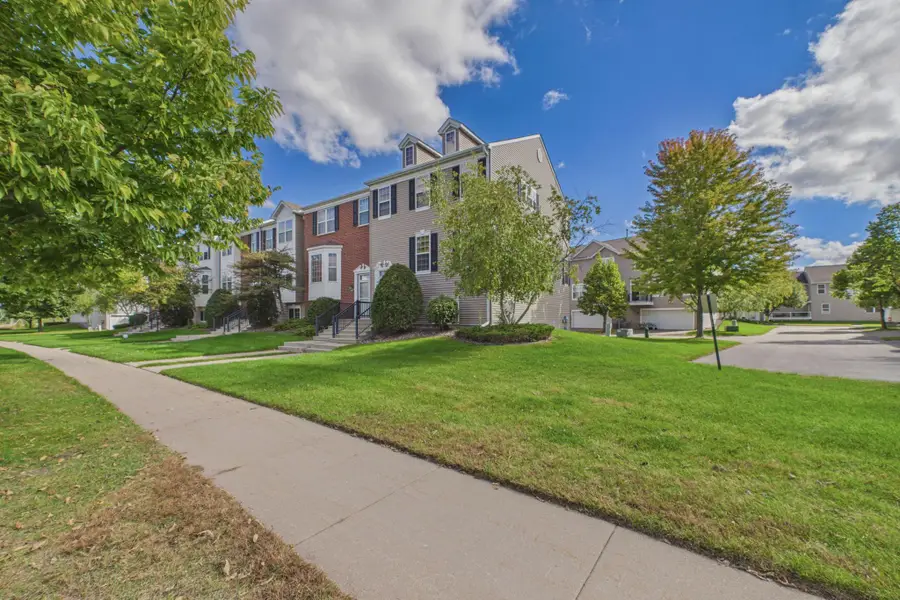 1421 Coneflower Lane, Shakopee, MN 55379 - #2